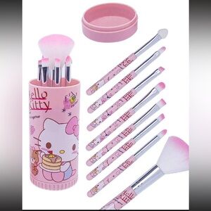 Hello kitty makeup brush set! 8pc full face brush set in a compact travel set!